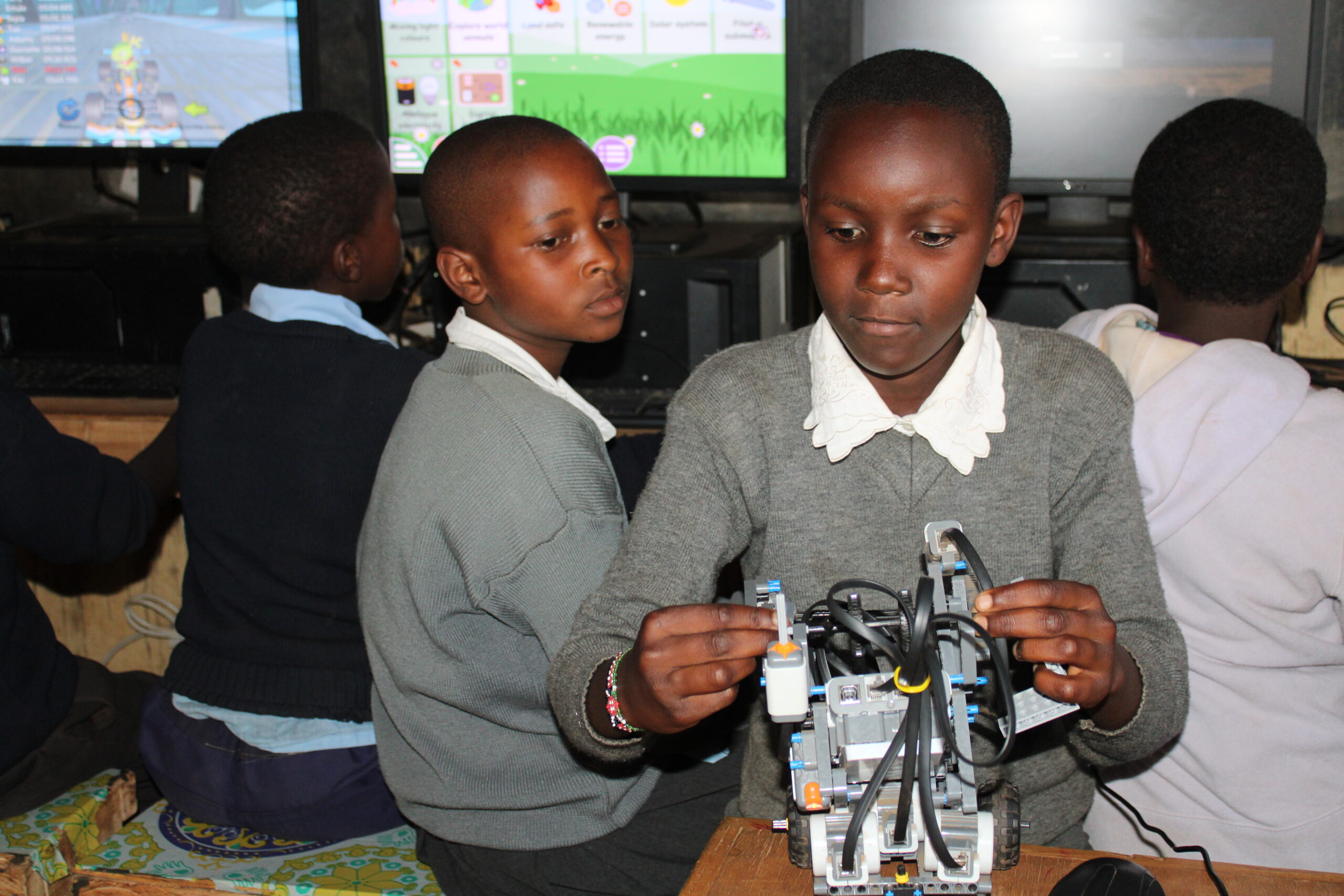 Robotics in Primary Education: Shaping the Minds of Tomorrow